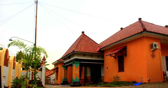 Bangunan Puri Saripan Bed & Breakfast