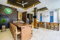 Bar, Cafe and Lounge Richico Apartment and Hotel