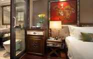 Kamar Tidur 2 Peridot Gallery Classic Hotel