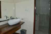 Toilet Kamar ION Villa