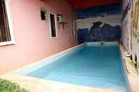 Swimming Pool Coco Mango's Place