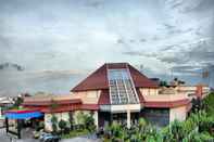 ภายนอกอาคาร Hotel Kapuas Palace