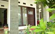 ภายนอกอาคาร 7 GoldenPark Homestay Batu Syariah