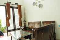 Lobi GoldenPark Homestay Batu Syariah