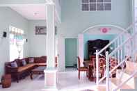 Lobby Siguragura Homestay Syariah