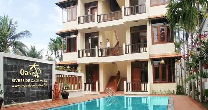 Swimming Pool Riverside Oasis Villas