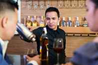 Bar, Kafe, dan Lounge Vista Hotel Cubao