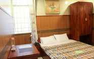 Bedroom 4 Hy Vong Hotel