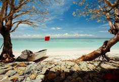 Nearby View and Attractions 7 Myamo Beach Lodge