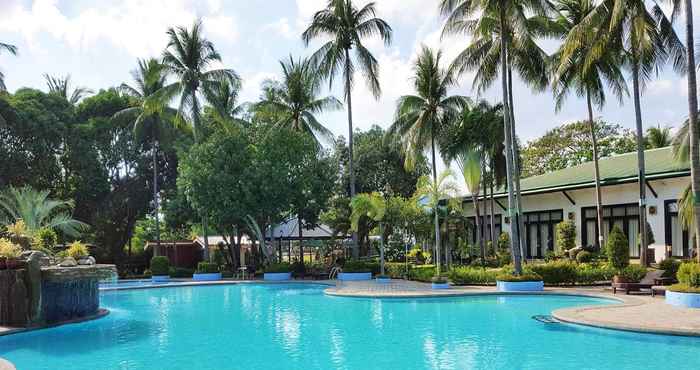 Swimming Pool Batangas Country Club