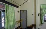 Kamar Tidur 5 Panisa Guesthouse