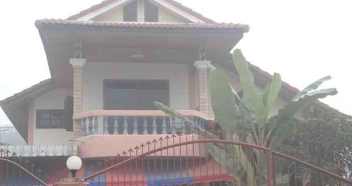 Lobi Panisa Guesthouse