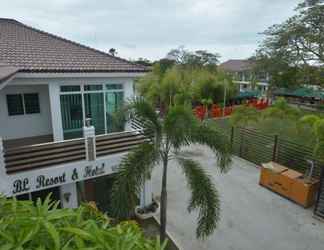 Bangunan 2 BL Resort and Hotel