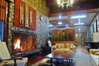 Lobby Mountain Lodge and Restaurant