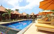 Kolam Renang 5 Dream Beach Cottages