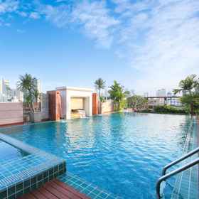 Swimming Pool 1 D Varee Montara Thonglor 25, Khách sạn The Lobby Bar by Metropole