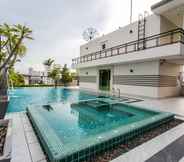 Swimming Pool 4 D Varee Montara Thonglor 25