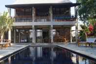 ล็อบบี้ 2 Ping Pool Villas Combined 