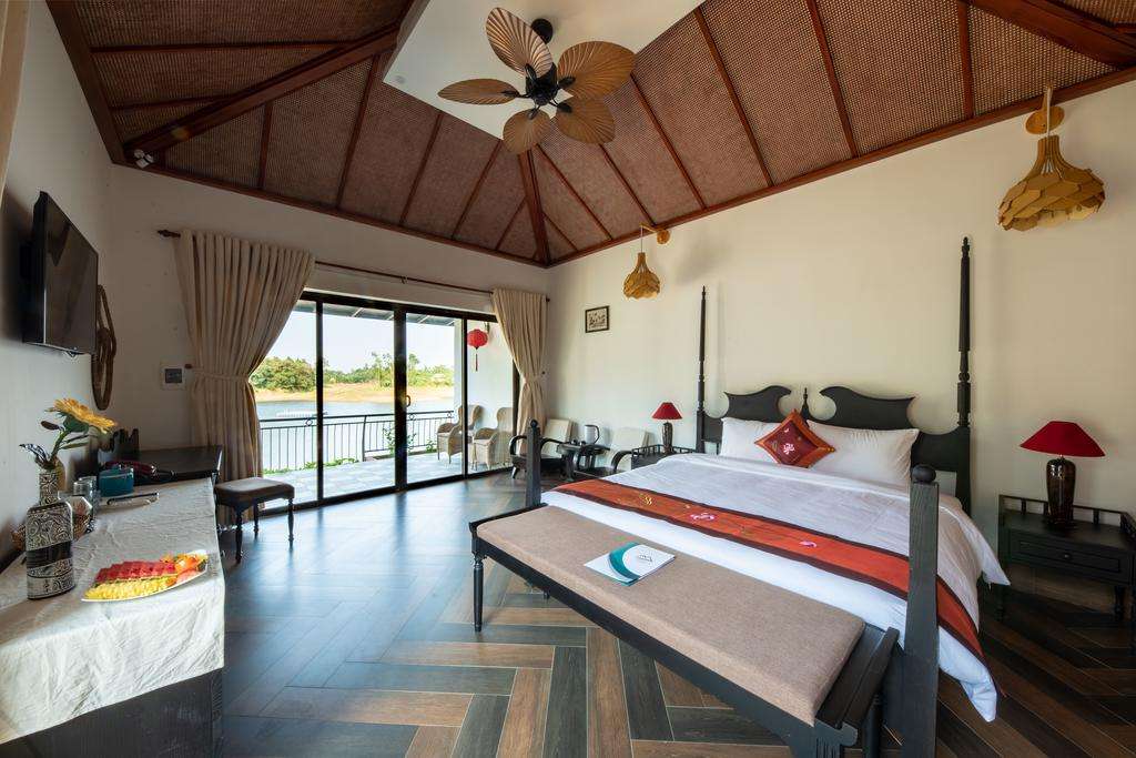 Phong Nha Lake House Resort - Khách sạn Quảng Bình