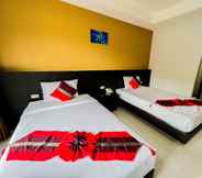 Bedroom 5 Naiyang Beach Hotel