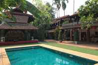 Swimming Pool Baan Singkham Boutique Resort