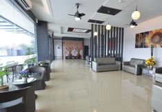Lobby 2 AST Hotel