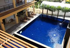 สระว่ายน้ำ 7 Keeree Ele Hotel