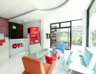 Lobby 2 OYO 412 7 Days Hotel