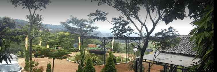 Lobby De'pes Villa Resto & Offroad land