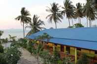 ภายนอกอาคาร Tanjung Puteri Motel