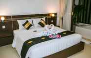 Kamar Tidur 4 The Diana Suite Hotel