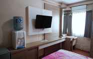 Kamar Tidur 5 Studio Room at Suites Metro Bandung by Arie (C1121)