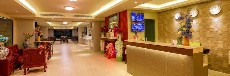 Lobby Rung Aroon Hotel By Le Siri