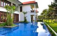 Kolam Renang 2 Furama Villas Danang