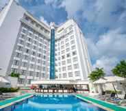 Swimming Pool 7 Tan Son Nhat Saigon Hotel