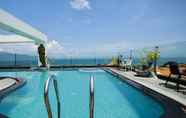 Swimming Pool 2 Sea Phoenix Hotel Danang