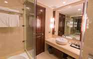 In-room Bathroom 7 Saigon Halong Hotel