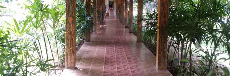 Lobby Rindu Alam Hotel