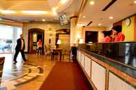 Lobby Emerald Puteri Hotel