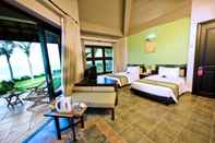 Kamar Tidur Tropicana Beach Resort