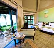 Phòng ngủ 6 Tropicana Beach Resort