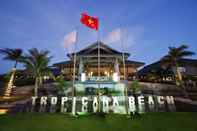 Bên ngoài Tropicana Beach Resort