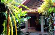 Exterior 5 Kampung Wisata Cinangneng