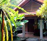 Exterior 5 Kampung Wisata Cinangneng