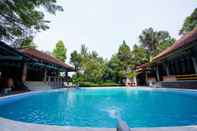 Swimming Pool Kampung Wisata Cinangneng