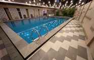 Swimming Pool 7 Hotel Larissa Ciamis