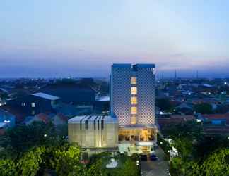 Exterior 2 KHAS Tegal Hotel