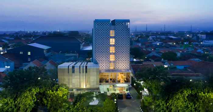 Exterior KHAS Tegal Hotel