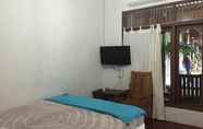 Kamar Tidur 2 Little Emerald 