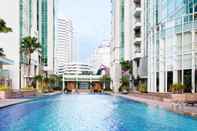 Kolam Renang Fraser Residence Sudirman Jakarta 